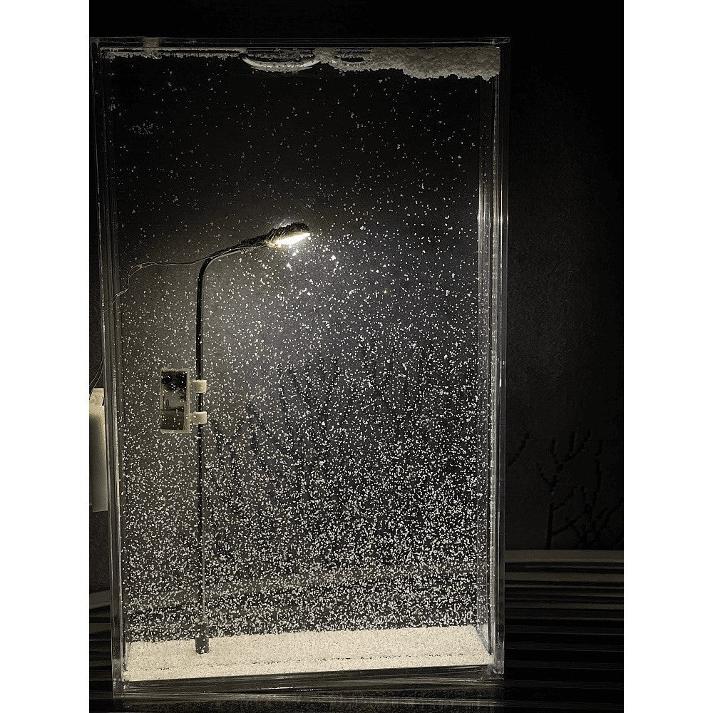 Snow Scene Lamp .  73% OFF